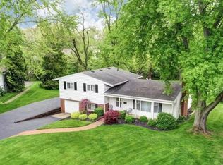 2402 Grelyn Dr, Toledo, OH 43615