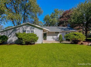 534 Redwood Rd, Bolingbrook, IL 60440