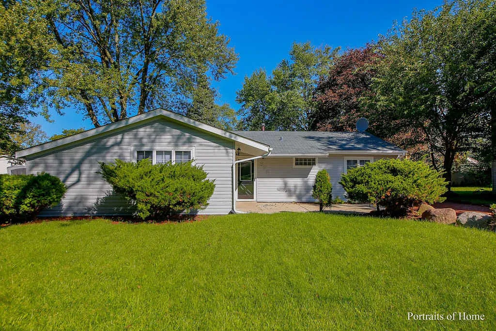 534 Redwood Rd photo 1