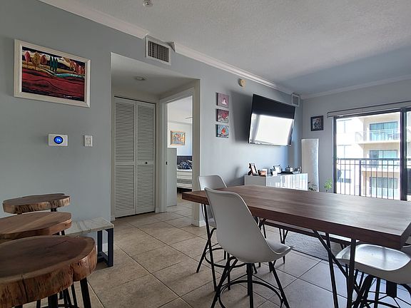 4th image of 3530 Coral Way