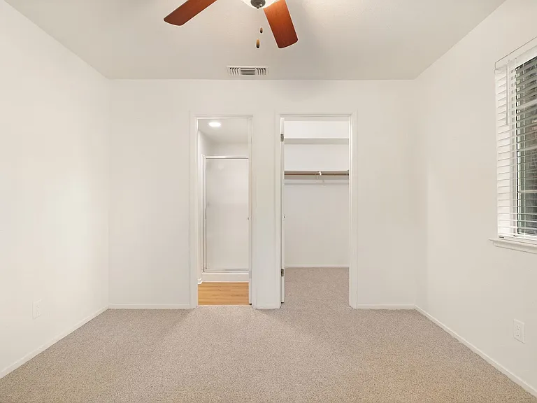 1661 Forest Avenue Apartments — Photo 54