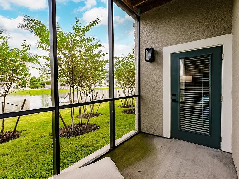 Vantage Apartments — Photo 47