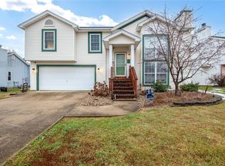 307 Sweetwater Ln, O'Fallon, IL 62269