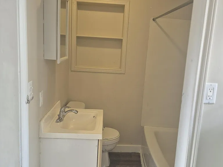 227 Turner Ave — Photo 8