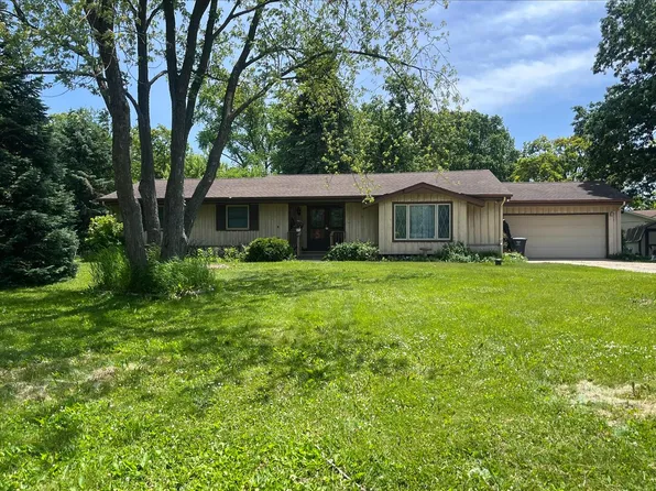 3435 West Holmes AVENUE, Greenfield, WI 53221