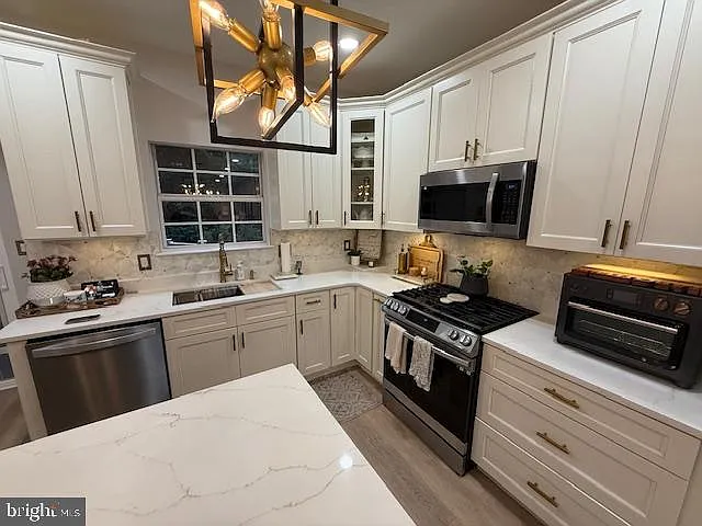 45525 Grand Central Sq — Photo 9
