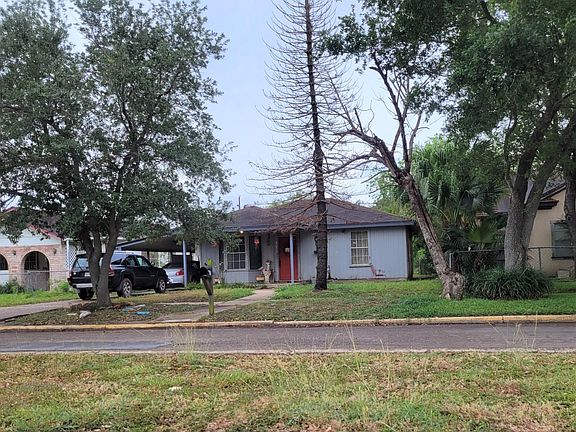 3rd image of 109 W Pierce Ave