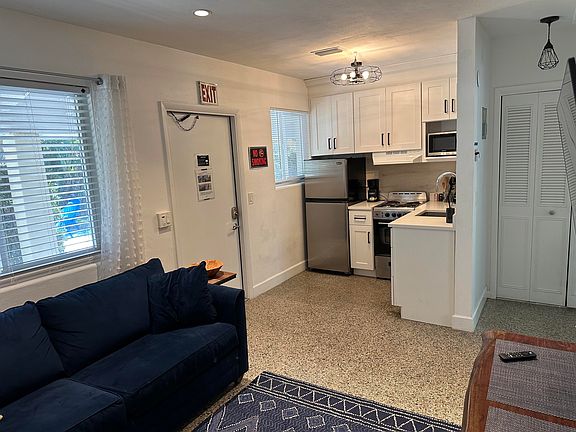 5th image of 1258 Beach Rd #6
