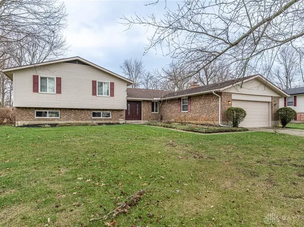 8370 Paragon Rd, Dayton, OH 45458