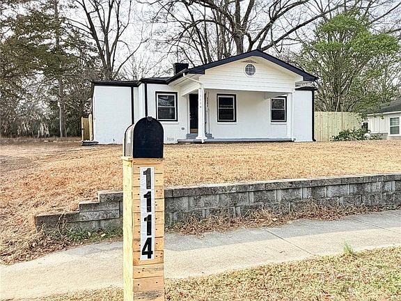 2nd image of 1114 Mount Olivet Rd