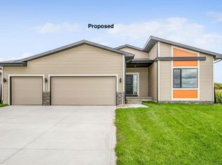 304 NW Beechwood Dr, Grimes, IA 50111