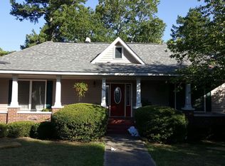 555 Barkley St, Elloree, SC 29047