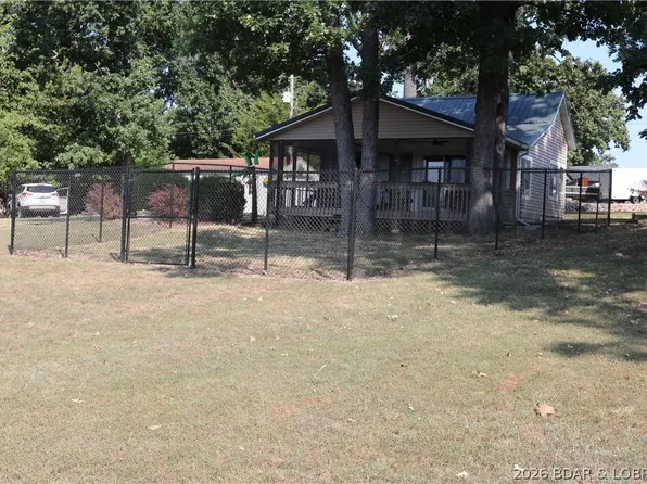 267 Long Acres Dr, Sunrise Beach, MO 65079