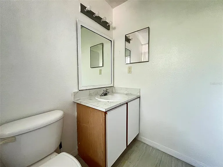 8710 Rain Forest Pl #D — Photo 28