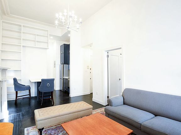 2nd image of 124 E 70th St #1F