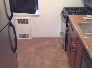 5221 39th Ave, Sunnyside, NY 11104