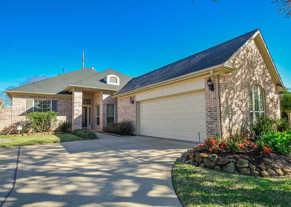 1st image of 3314 McMahon Way