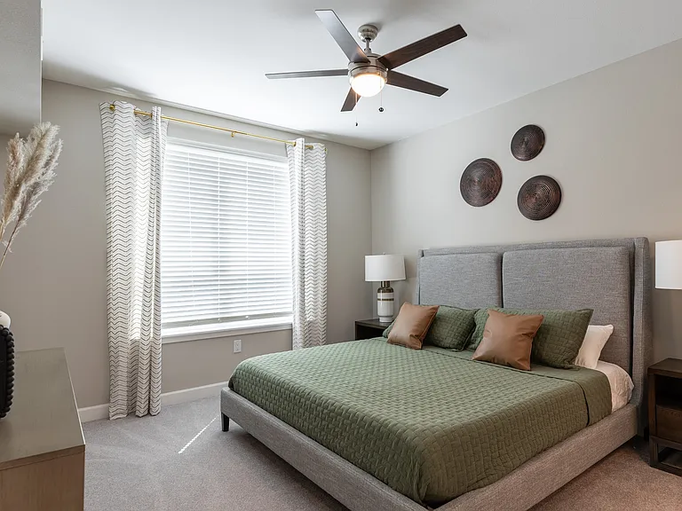 Avenida at Centerra - 55+ Active Adult Apartment Homes — Photo 16