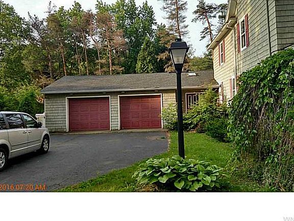 2nd image of 45 1st Ave