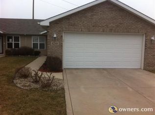 4268 W 91st Pl, Merrillville, IN 46410