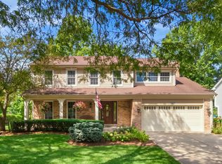 1410 E Eton Dr, Arlington Heights, IL 60004