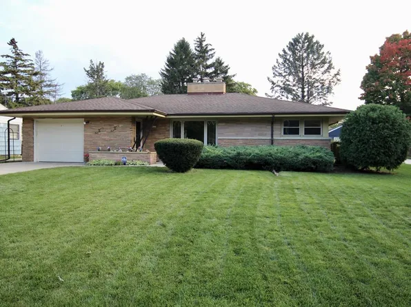7435 West Jackson DRIVE, West Allis, WI 53219