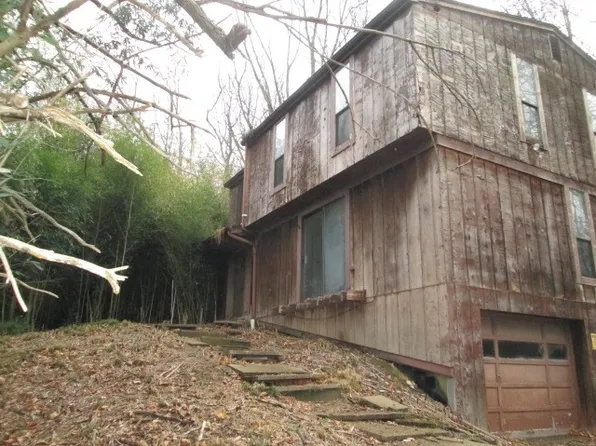 82 Butler Street Ext, Valencia, PA 16059