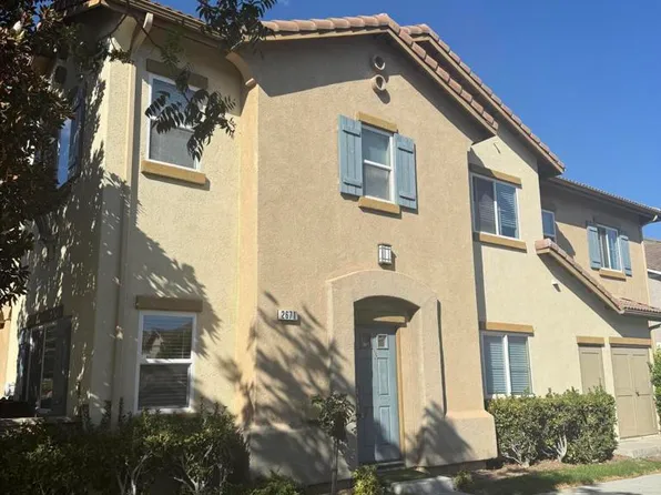 2671 Coral Gum Ln, Simi Valley, CA 93065