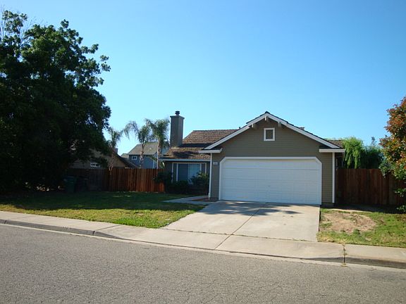 3rd image of 13020 Heather Dr
