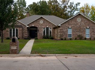 3 Briarwood Cir, Texarkana, TX 75503