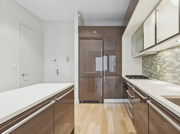 75 Wall Street image 1 of 10