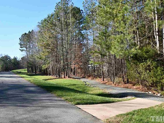 3rd image of 2009 Tuscany Dr