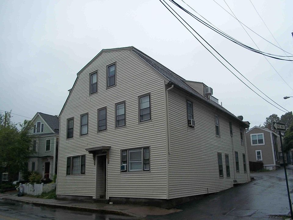 1st image of 165 Merrimac St APT 3