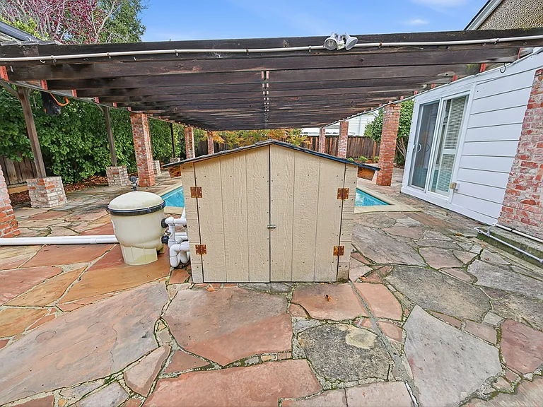 20 Kent Pl — Photo 73