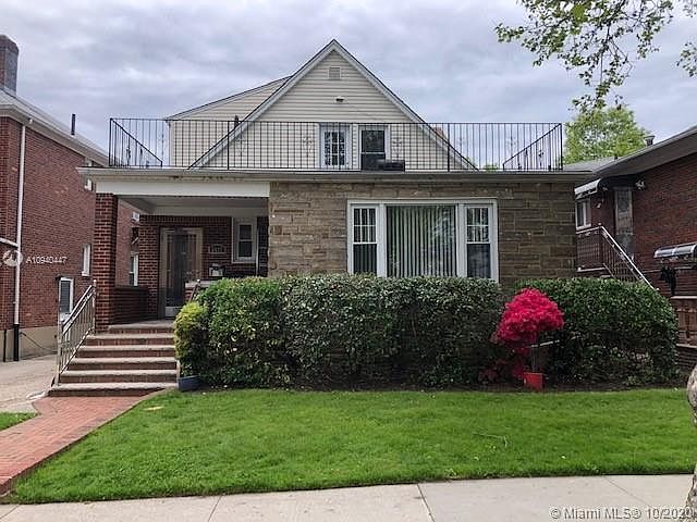 1st image of 65-27 Dieterle Cres #2