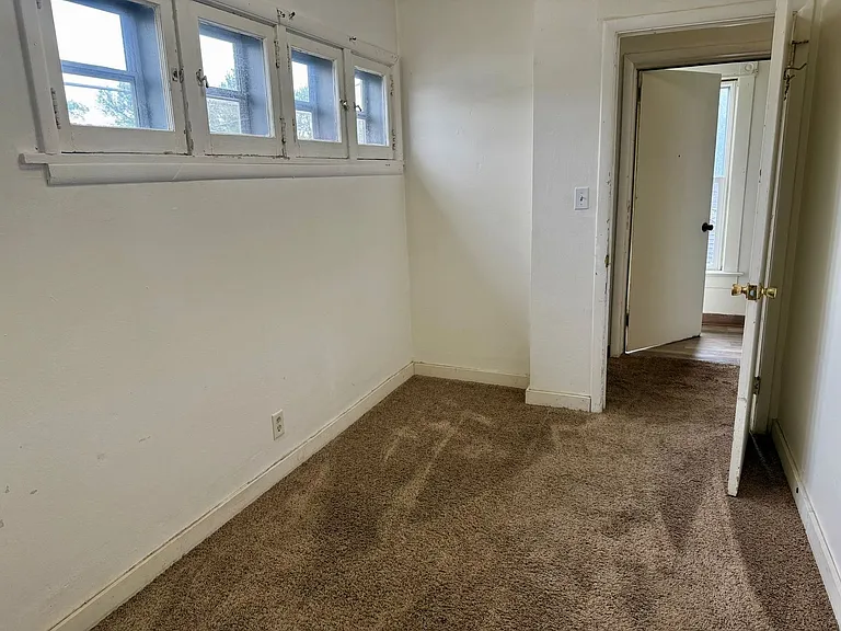 309 Garfield Ave — Photo 6