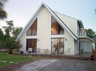 115 Christmas Tree Ln, Panama City Beach, FL 32413