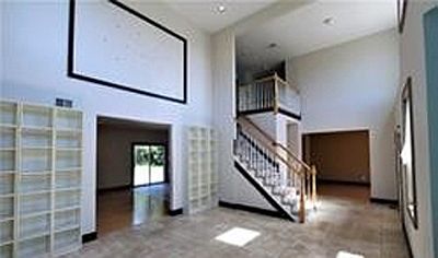 5th image of 16 Vizcaya Ct