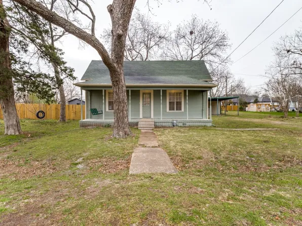 109 E Tutt St, Howe, TX 75459