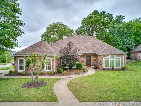 9208 N 132nd East Ave, Owasso, OK 74055