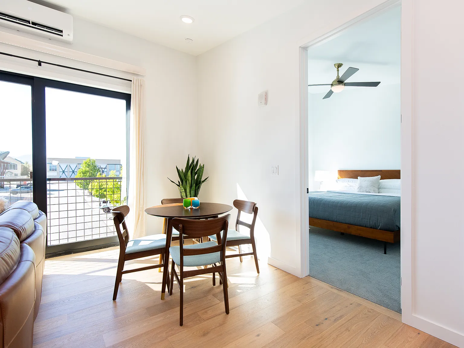2 bed, $3,500 — Photo 4