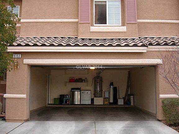 5th image of 9353 Pokeweed Ct