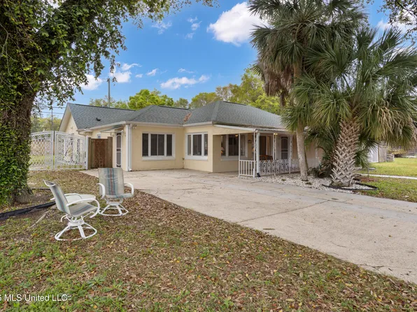 145 Briarfield Ave, Biloxi, MS 39531