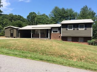 25 Brown Rd, Asheville, NC 28806