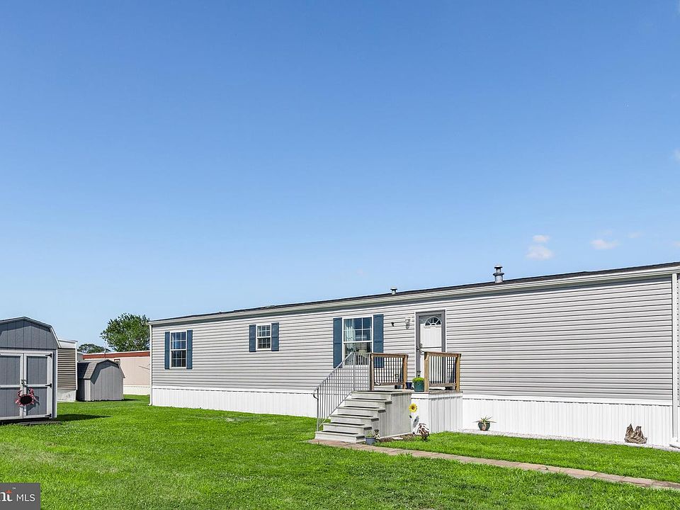 1st image of 38345 Squirrel Rd