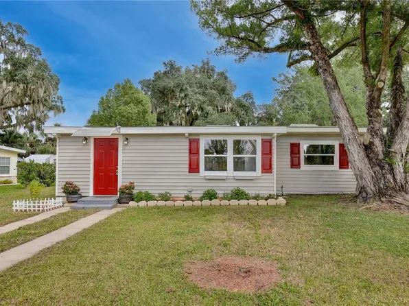 780 N Kentucky Ave, Umatilla, FL 32784