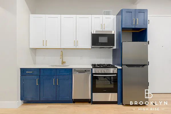 Rented by Brooklyn High Rise LLC | media 14