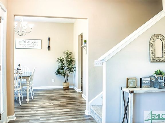 3rd image of 1075 Marne Boulevard