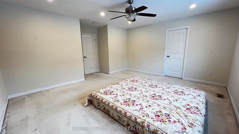 Kitchener House for rent - 6 Bedrooms — photo 22