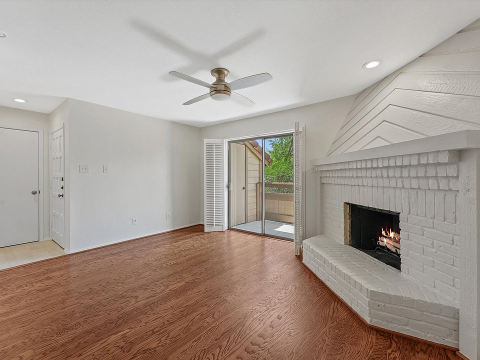 1st image of 7640 W Greenway Blvd APT 6F